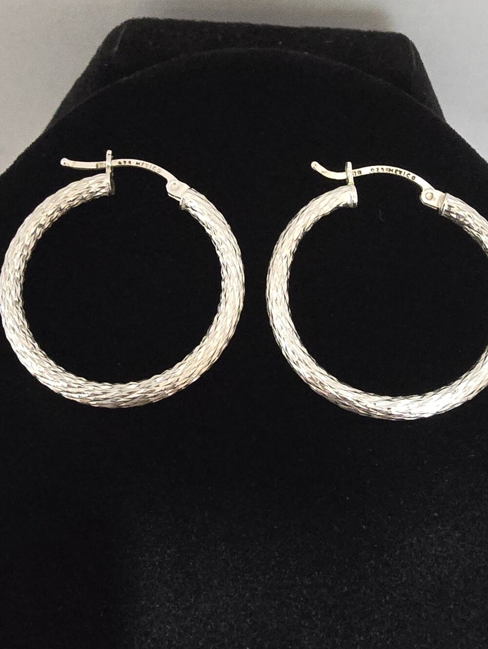 Vintage Sterling Silver 1.2 Inch Textured Hoop Earrings Made In Mexico